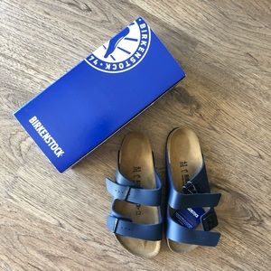 BIRKENSTOCK Men’s Arizona Sandals (Navy / Size 41)